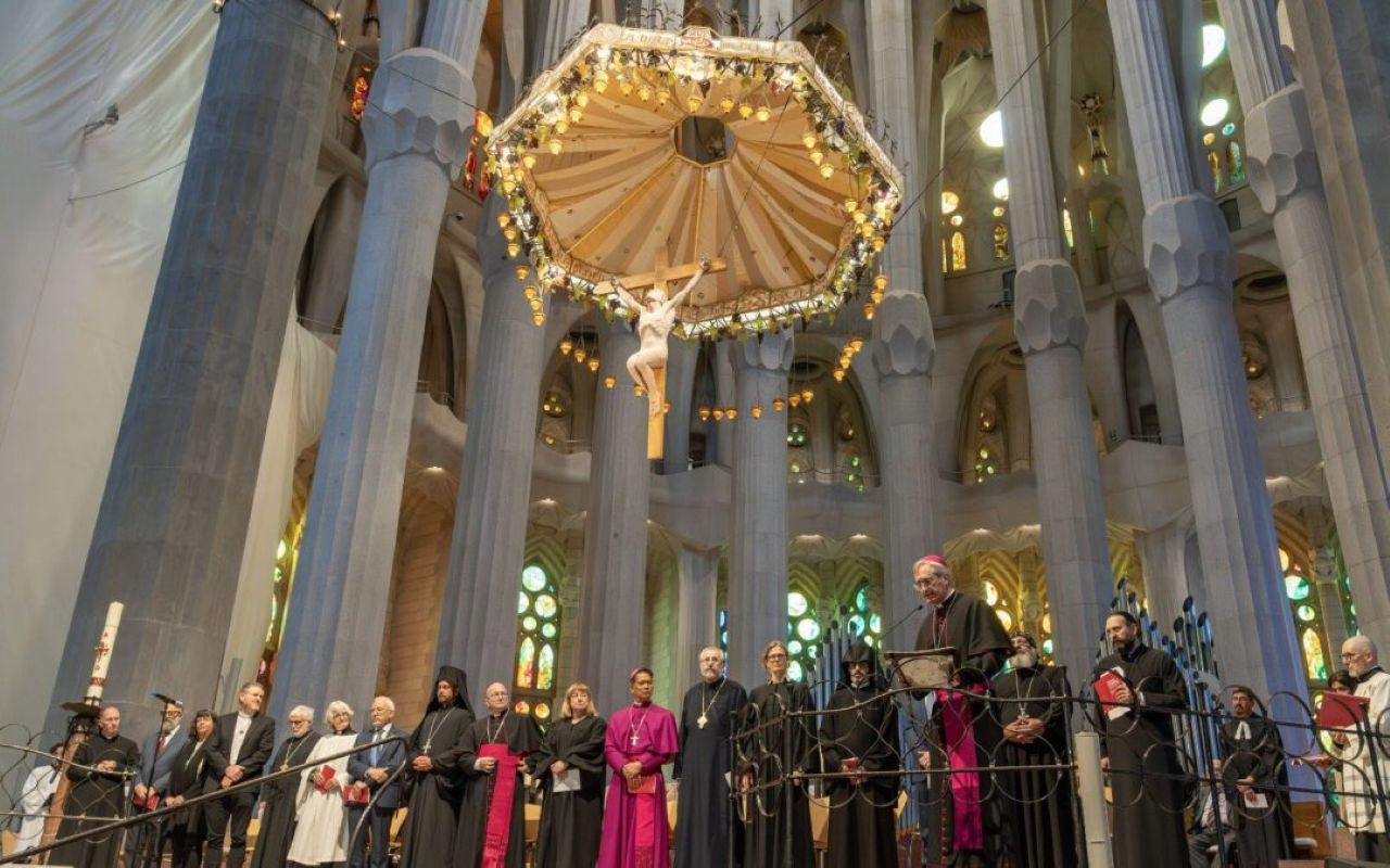 La sagrada família acull una trobada ecumènica en commemoració del 1700 aniversari del Concili de Nicea