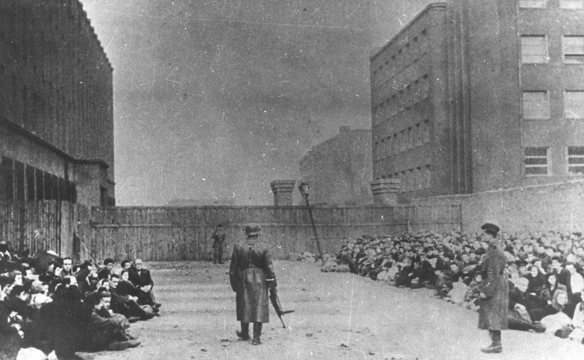 Varsòvia destruïda, el gener de 1945 | © Maciej Świerczyński