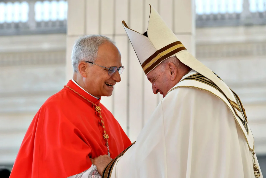 Francesc crea cardenal Robert Prevost a la plaça de Sant Pere, el setembre del 2023 | © Vatican Media