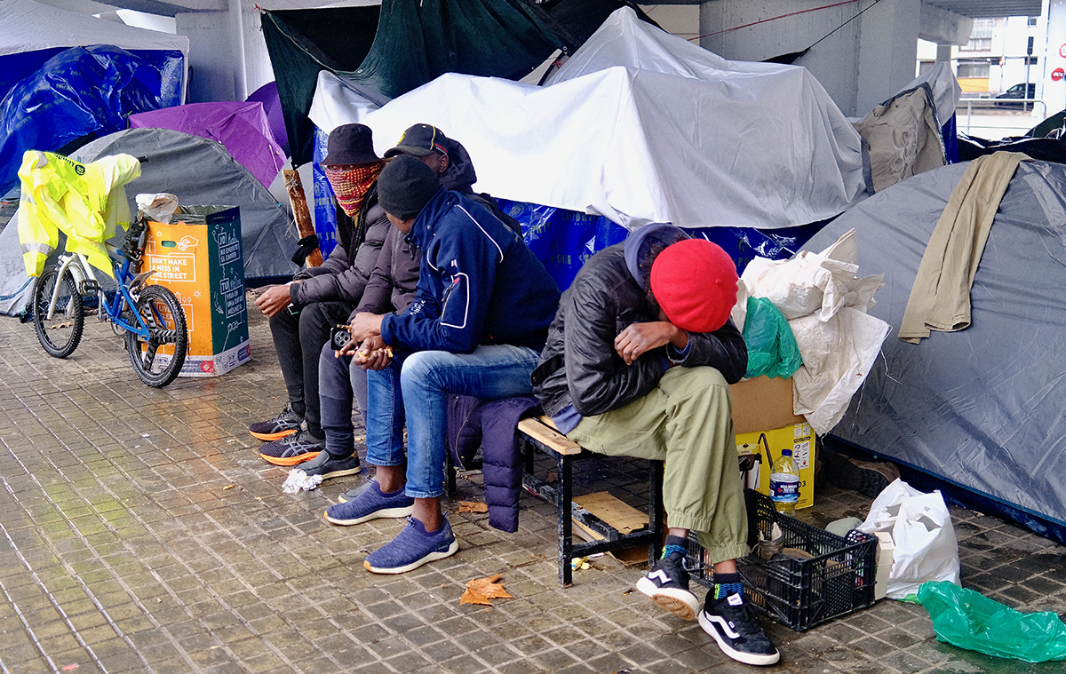 Badalona i gran part d’Europa reprodueixen models autoritaris que prioritzen el control i el càstig sobre els drets i la protecció de les persones més vulnerables | © José Luis Gómez Galarzo