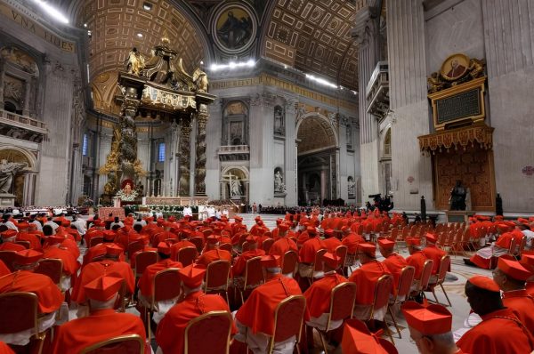 El papa Lleó XIV presideix el consistori extraordinari de cardenals al Vaticà, compromès amb una sinodalitat veritable | © Vatican Media