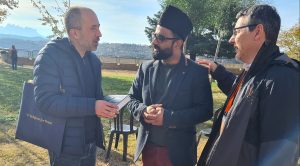 Qaisar Mahmood Malik amb Marc Eloy i Joan Hernàndez a Manresa