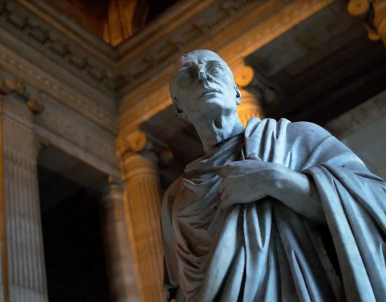El bust de Marc Tul·li Ciceró al Palau de la Justícia de Brussel·les