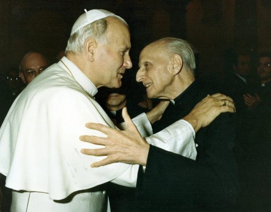 Joan Pau II i Arrupe