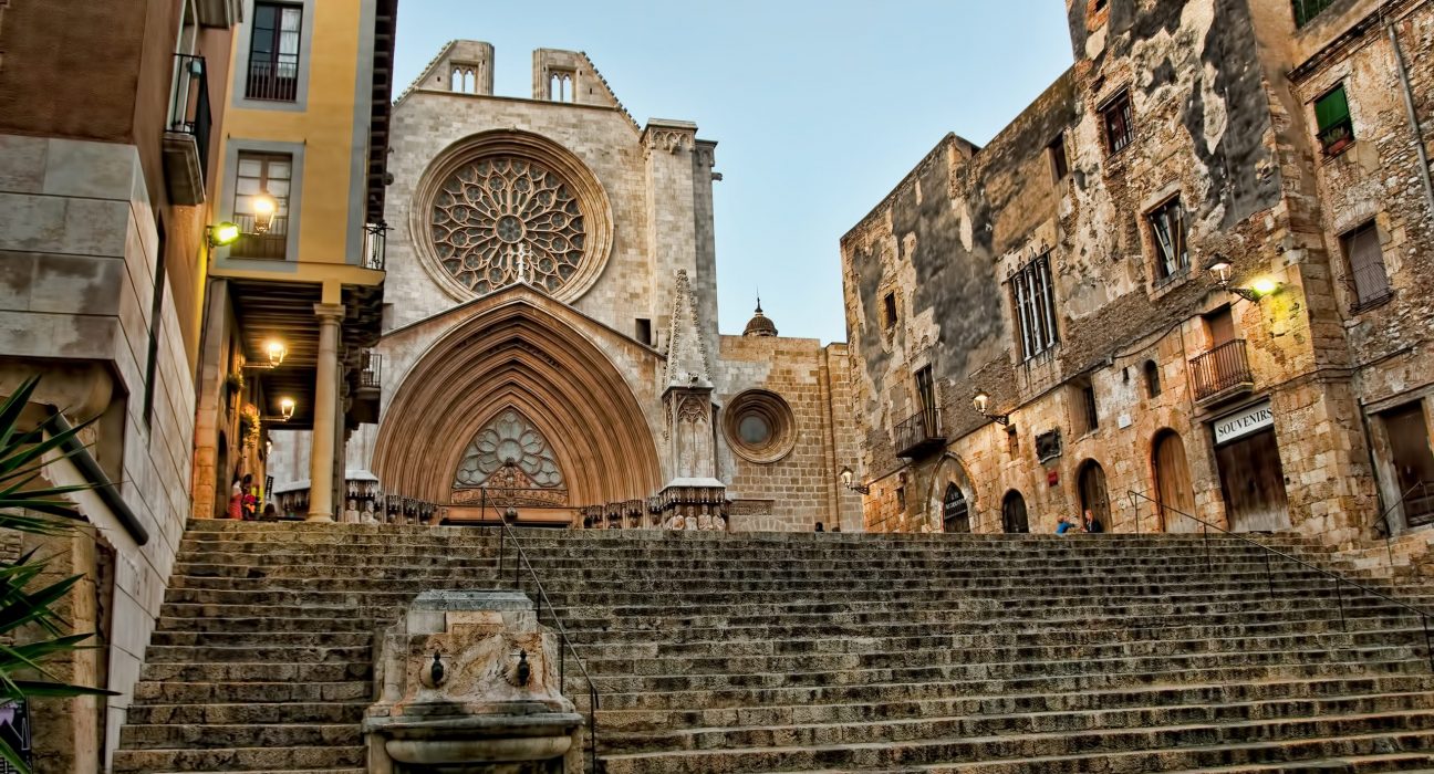 Arribada a la Catedral de santa Tecla, a Tarragona