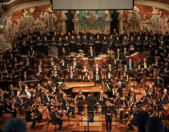 L'Orquestra Simfònica del Vallès interpreta la Passió segons sant Joan, de J.S. Bach, al Palau de la Música Catalana