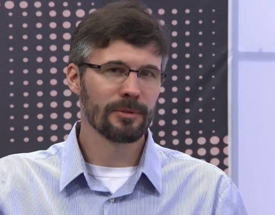 Cesar Kuzma, editor del llibre i autor del primer capítol