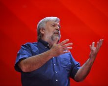 Pepe Menéndez, docent i col·laborador de 'Foc Nou'