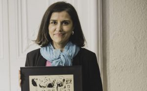 Olga Rodríguez, guanyadora del Premi Memorial Joan Gomis en modalitat de trajectòria periodística