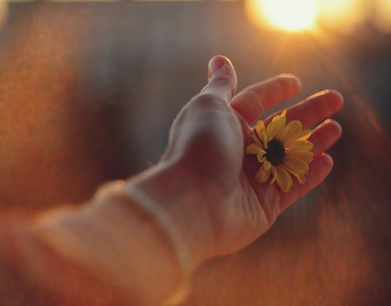 El perdó, un acte de fe | © Liana S - Unsplash