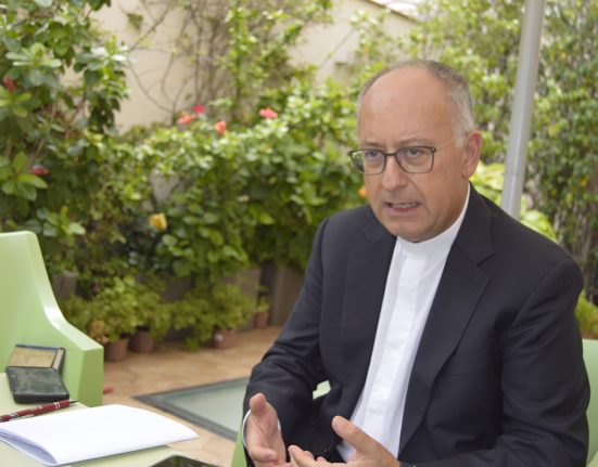 Spadaro, al restaurant La Pomarada de Barcelona mentre atenia diversos periodistes catalans