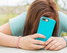 La pornografia és una realitat que impacta la salut sexual i emocional dels joves