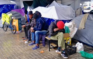 Badalona i gran part d’Europa reprodueixen models autoritaris que prioritzen el control i el càstig sobre els drets i la protecció de les persones més vulnerables