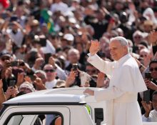 Lleó XIV, durant una audiència general al Vaticà