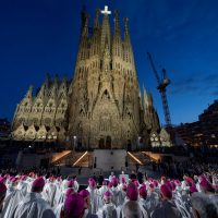 La Sagrada Família, durant els actes de benedicció de la Torre de Jesús | © Agustí Codinach - Catalunya Cristiana