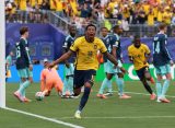 Gonzalo Plata celebra el gol contra Alemanya que classifica a l’Equador pels setzens de final del Mundial | © FIFA