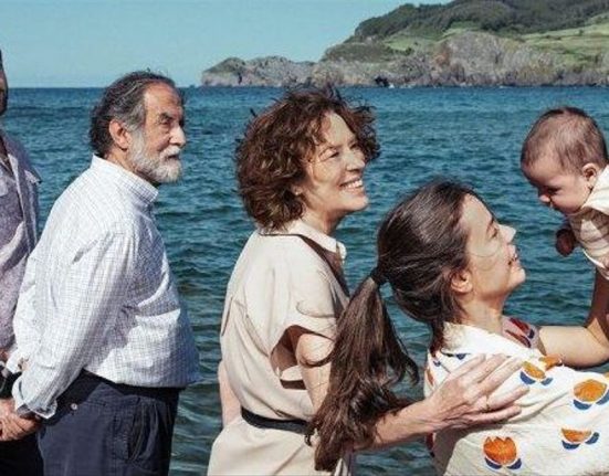 Imatge promocional de 'Cinco lobitos'
