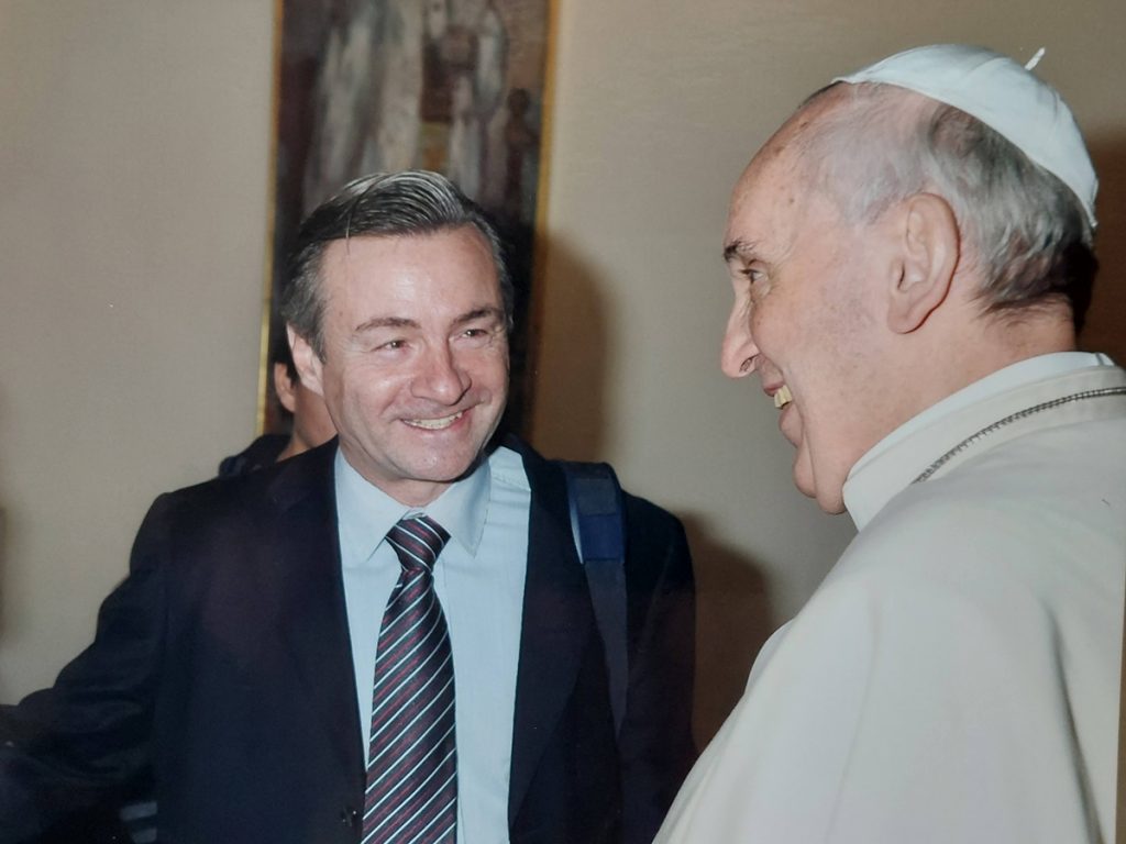 Sergio Mora amb el papa Francesc