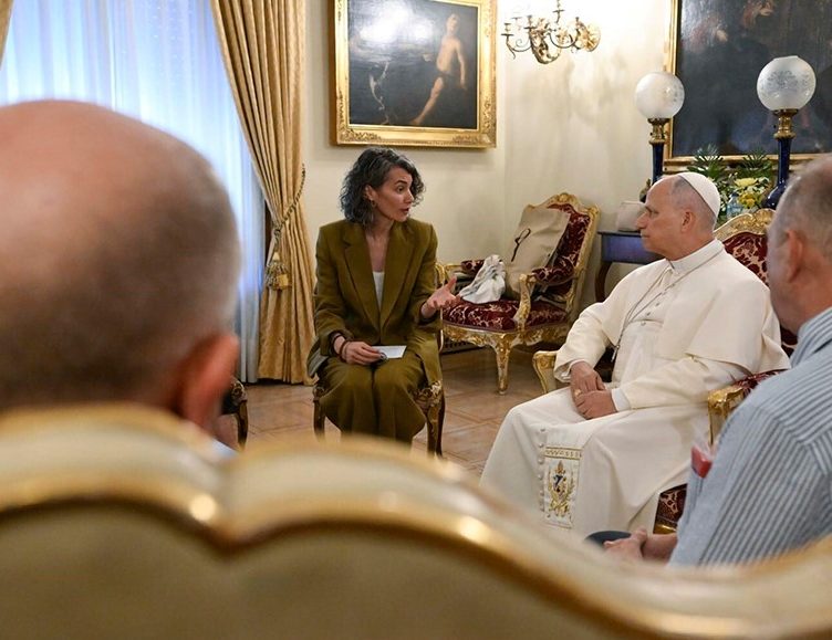 Trobada del papa Lleó XIV amb víctimes d'abusos a la seu de la nunciatura a Madrid | © Vatican Media