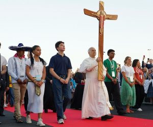 El papa Lleó amb joves durant el Jubileu de l'esperança | © Vatican Media