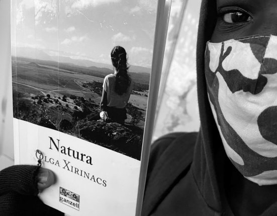 Portada del llibre Natura de l’Olga Xirinacs